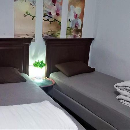 Tapok Hostel Chisinau Eksteriør bilde