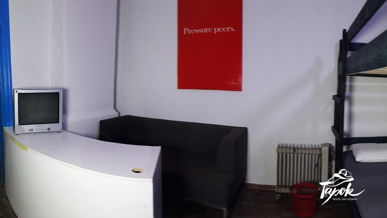 Tapok Hostel Chisinau Eksteriør bilde