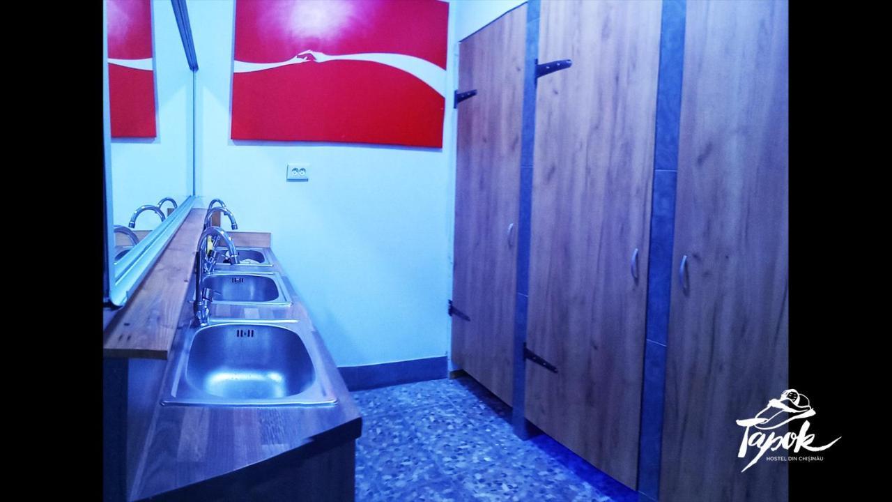 Tapok Hostel Chisinau Eksteriør bilde